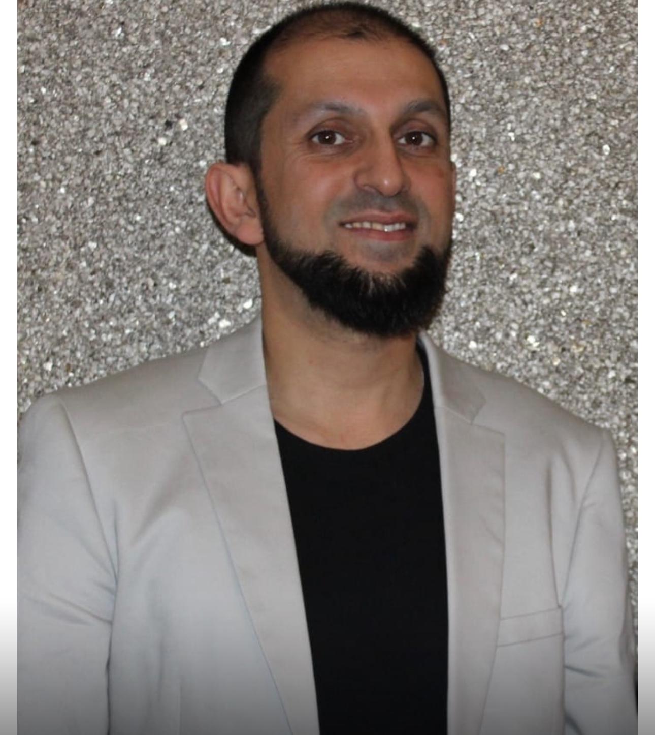 Dr Ahsan Alvi